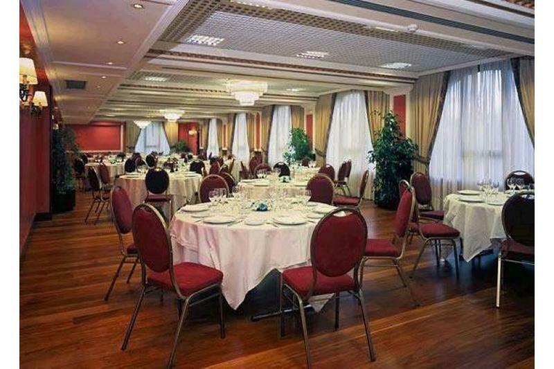Tryp Bilbao Sondika Hotel Екстер'єр фото